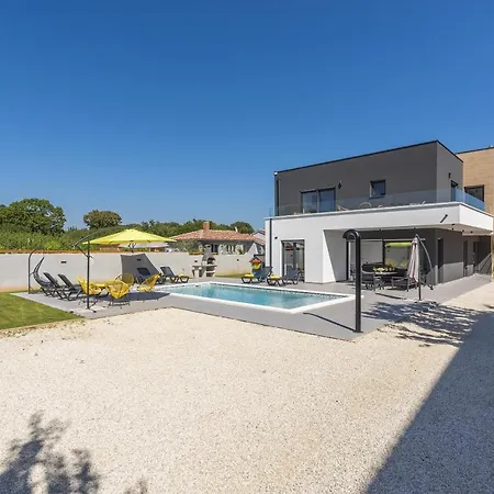 Elite Villa Pola